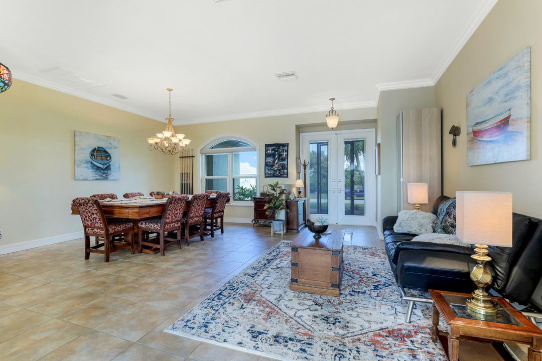 1306 SW 47th St, Cape Coral, FL 33914