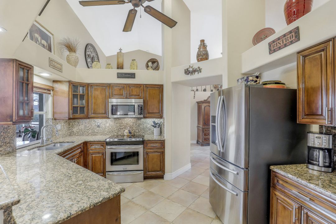 5315 SW 25th Pl, Cape Coral, FL 33914