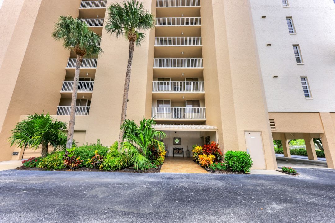 11118 Gulf Shore Dr #A503, Naples, FL 34108