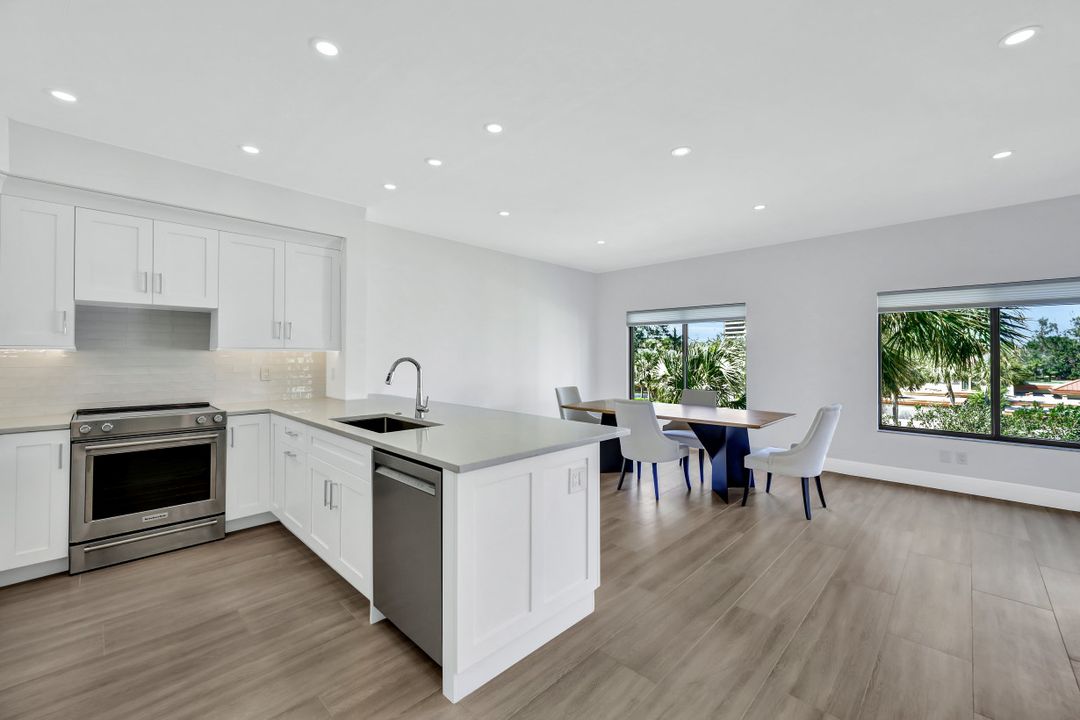 6770 Pelican Bay Blvd #235, Naples, FL 34108