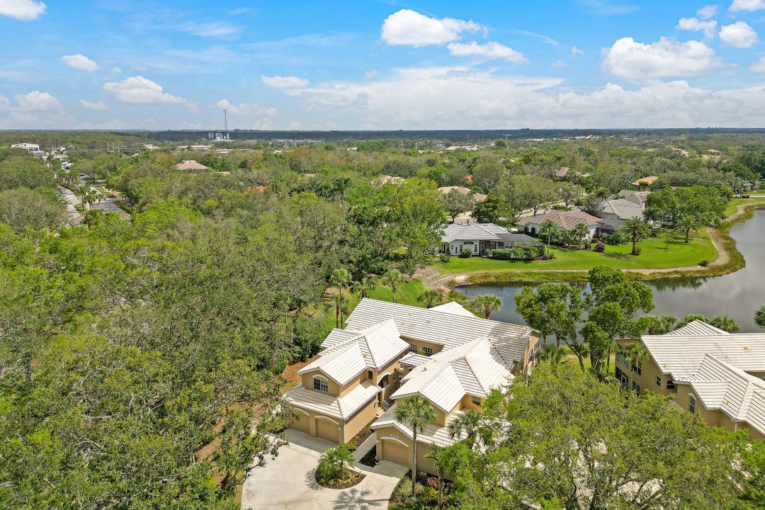 24820 Lakemont Cove Ln #201, Bonita Springs, FL 34134