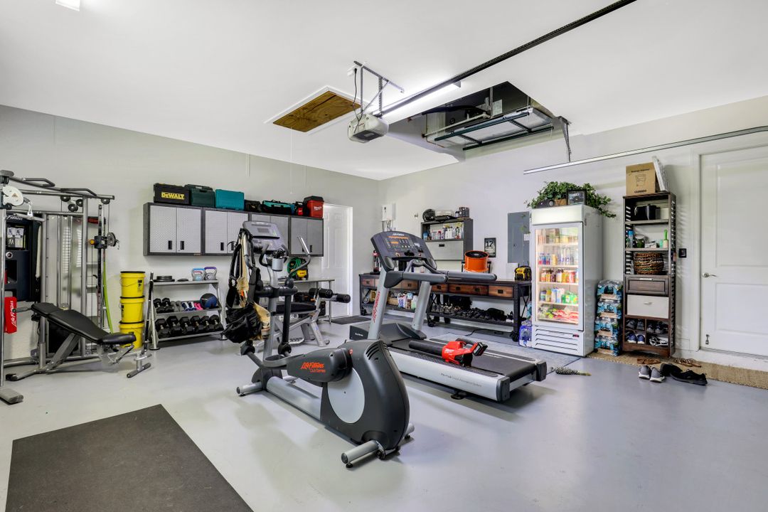 2112 16th St NE, Naples, FL 34120