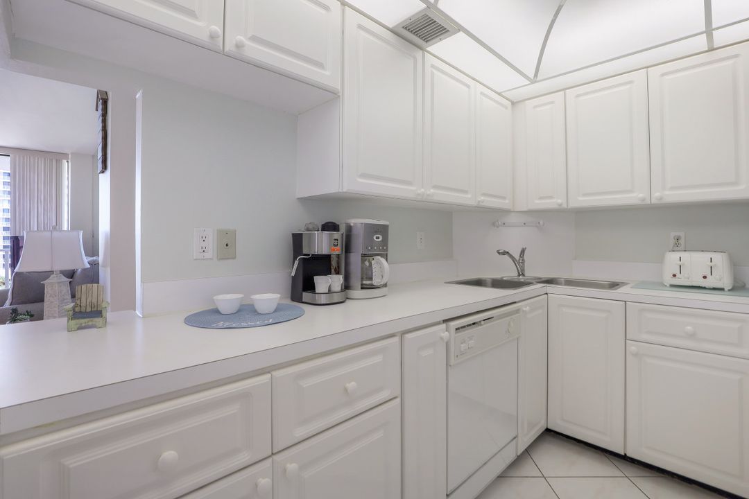 320 Seaview Ct #510, Marco Island, FL 34145