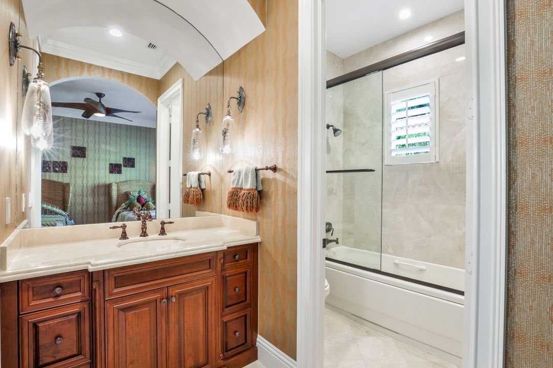18000 Via Bellamare Ln, Miromar Lakes, FL 33913