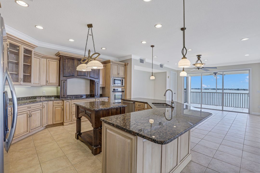 4235 SE 20th Pl #A405, Cape Coral, FL 33904