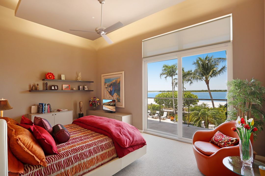 202 S Beach Dr, Marco Island, FL 34145