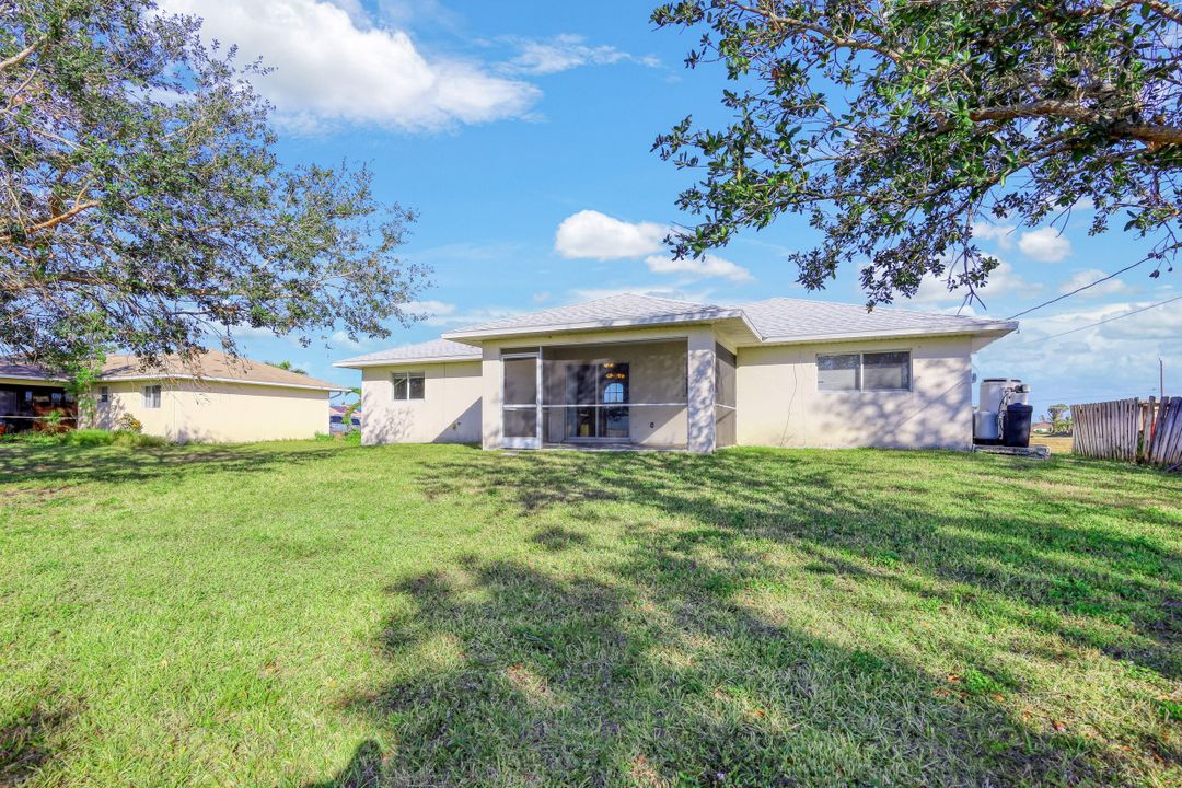 338 NE 23rd St, Cape Coral, FL 33909