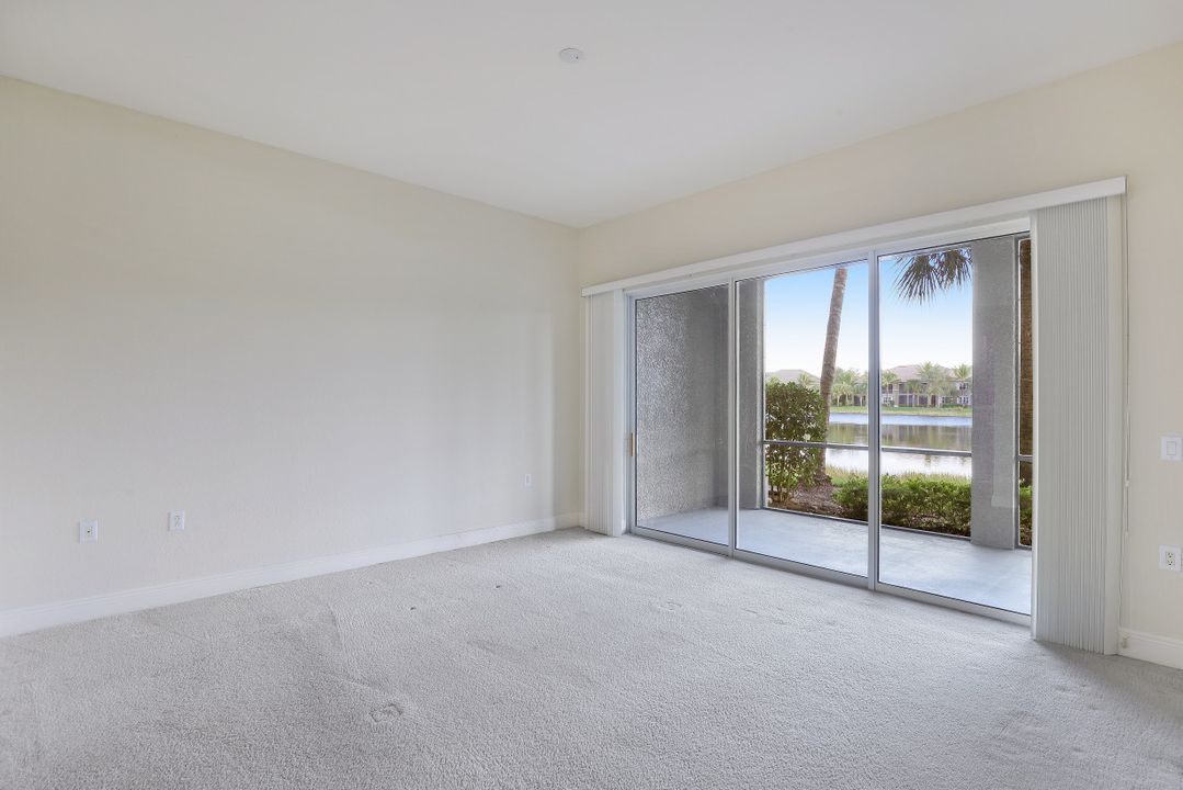 9234 Campanile Cir #102, Naples, FL 34114