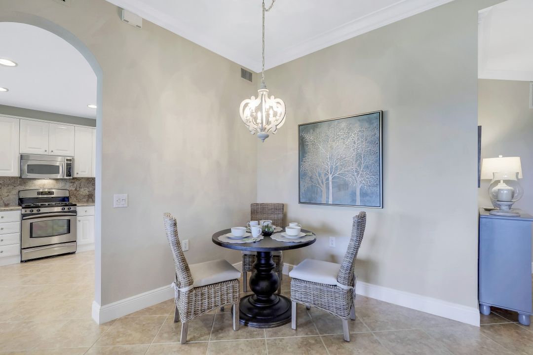 9057 Cherry Oaks Tr #102, Naples, FL 34114