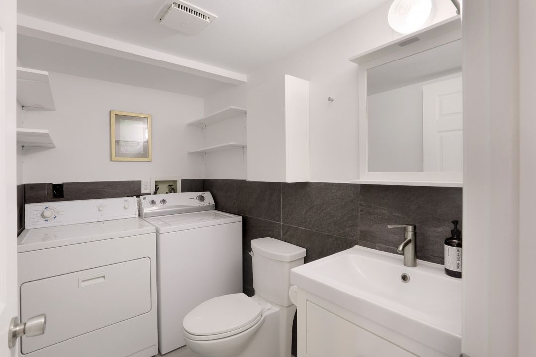 5831 Vancouver Cir #2, Fort Myers, FL 33907