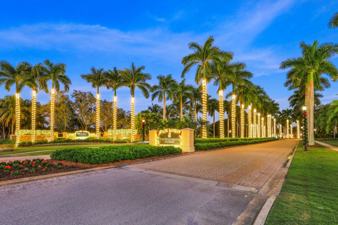 2620 Tiburon Dr, Naples, FL 34109