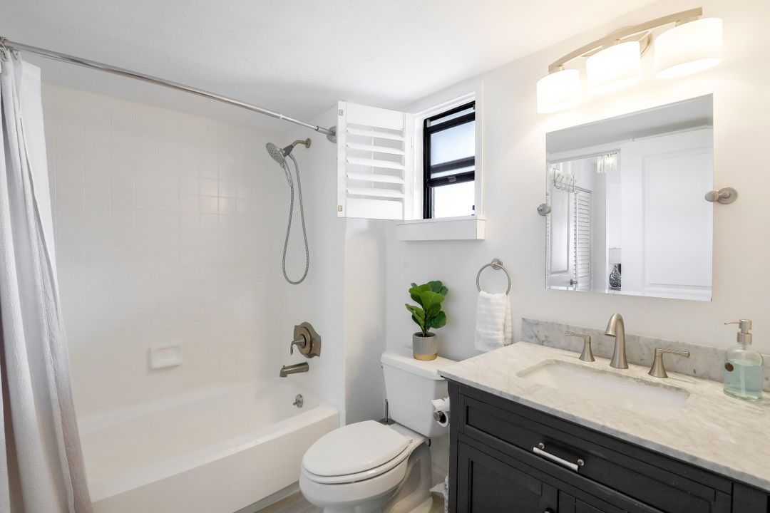 1015 Anglers Cove #G-402, Marco Island, FL 34145