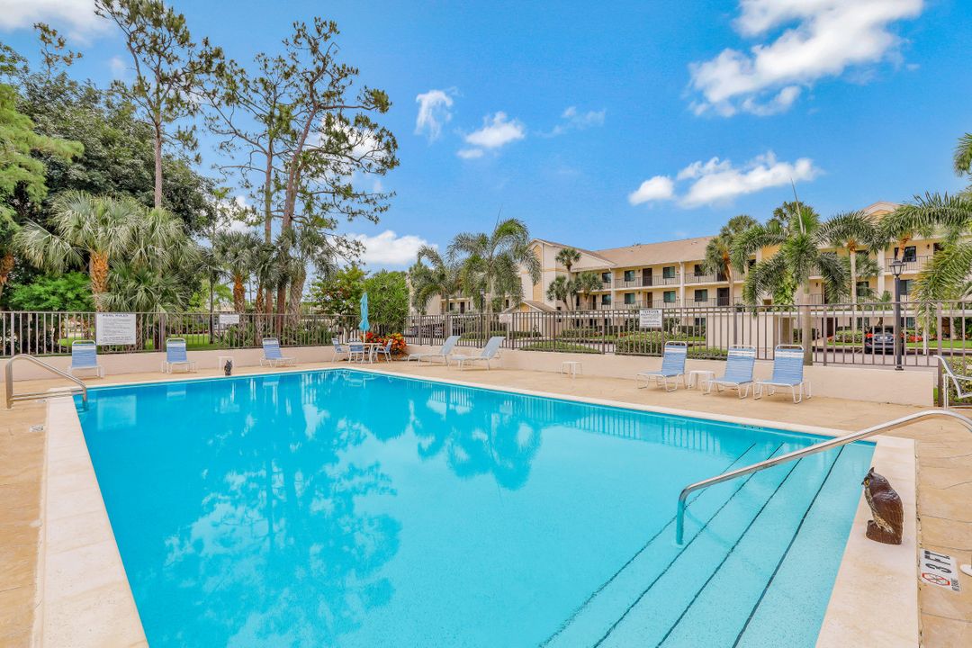 400 Fox Haven Dr #4108, Naples, FL 34104