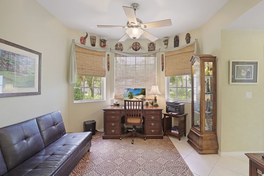 8831 Springwood Ct, Bonita Springs, FL 34135