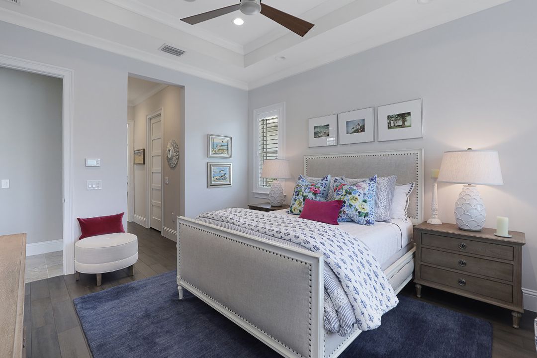 5026 Andros Dr, Naples, FL 34113