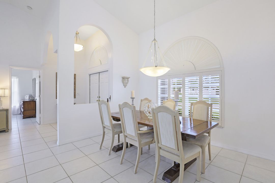 4105 SW 27th Ave, Cape Coral, FL 33914