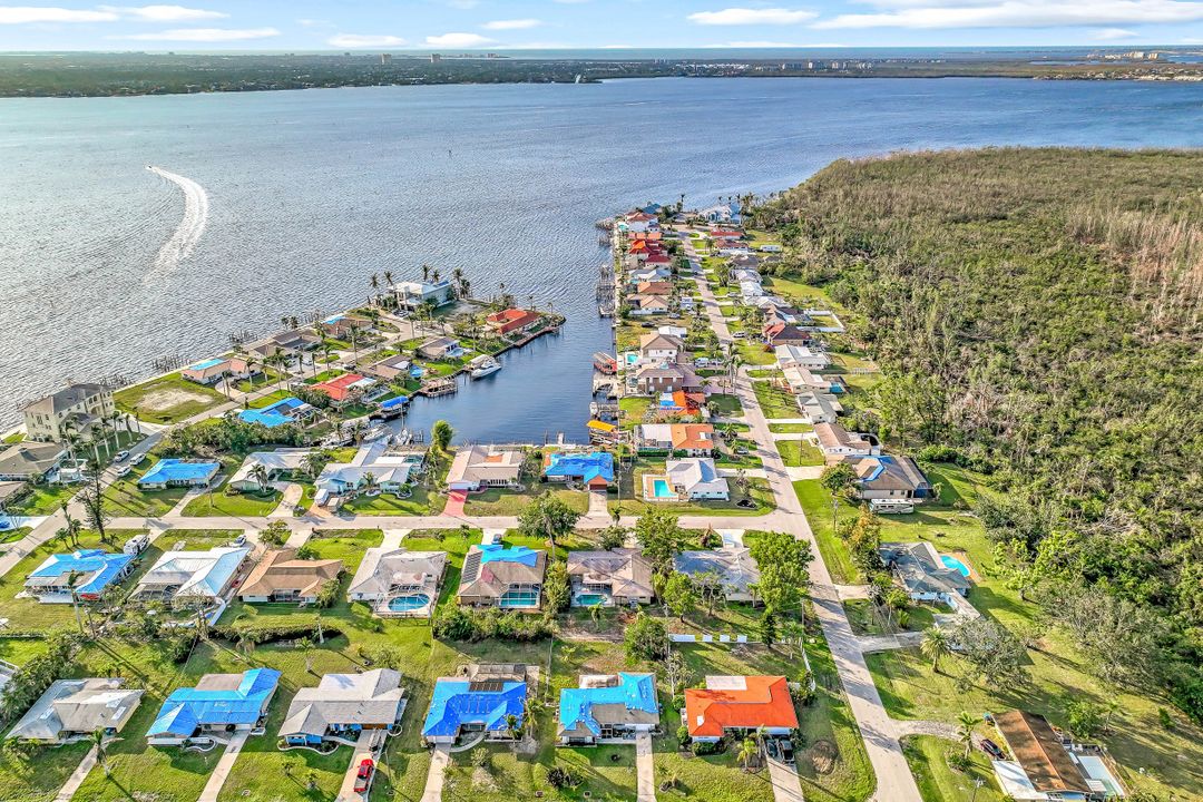 122 SW 59th St, Cape Coral, FL 33914