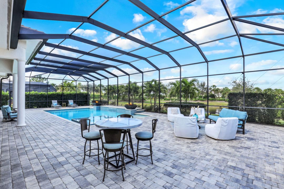 9011 Arrezo Ct, Naples, FL 34119