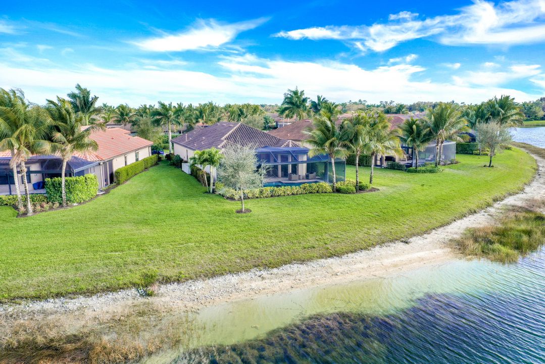 9524 Mussorie Ct, Naples, FL 34114