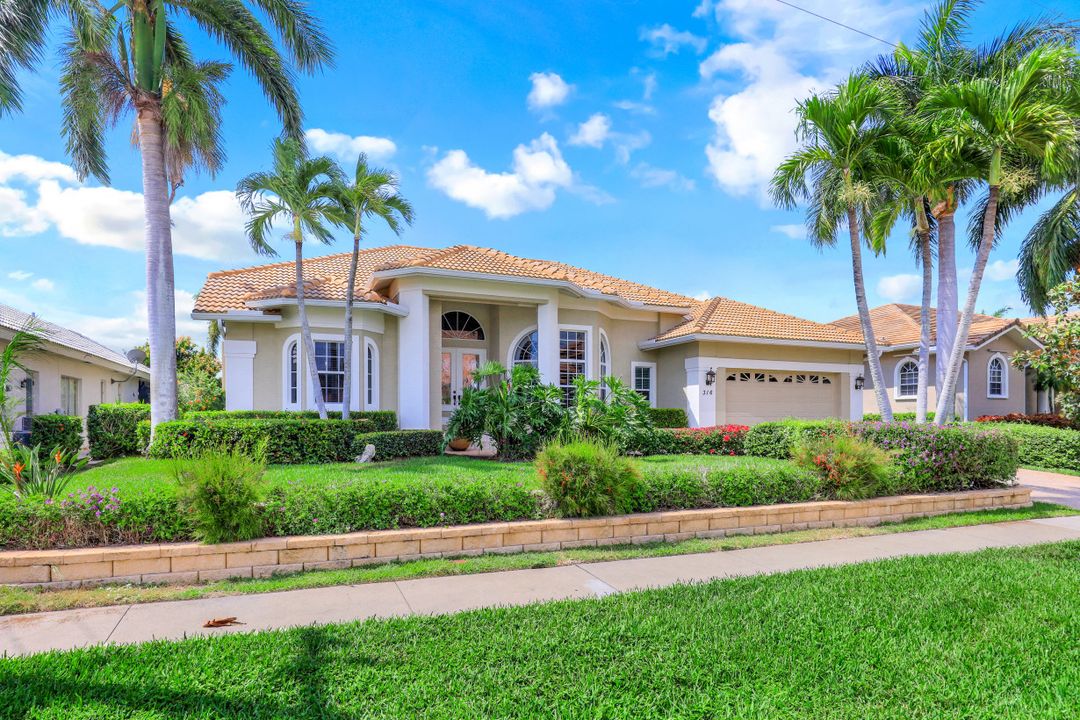 316 Lamplighter Dr, Marco Island, FL 34145