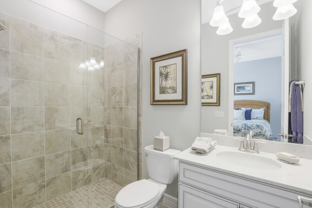 1913 Mustique St, Naples, FL 34120