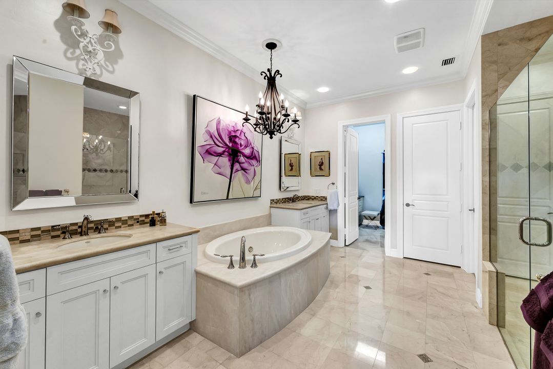 16653 Toscana Cir #701, Naples, FL 34110