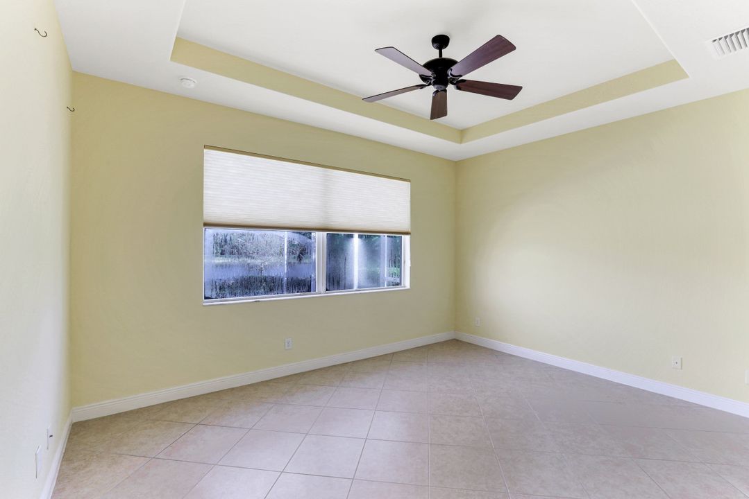 9400 La Bianco St, Fort Myers, FL 33967