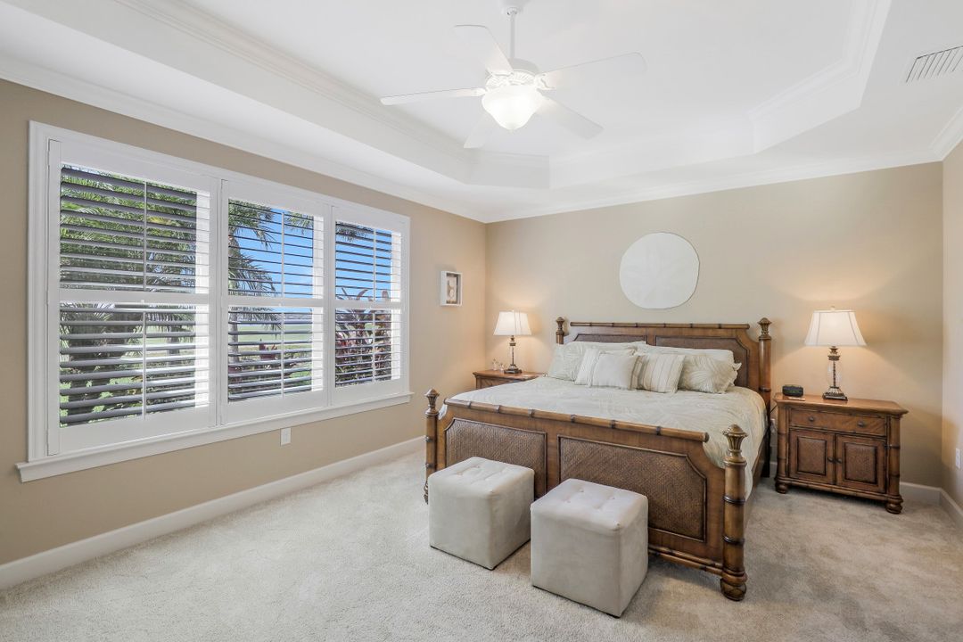 9005 Quarry Dr, Naples, FL 34120