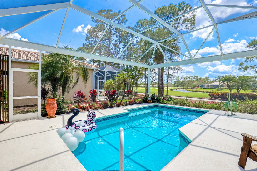 8586 Gleneagle Way, Naples, FL 34120