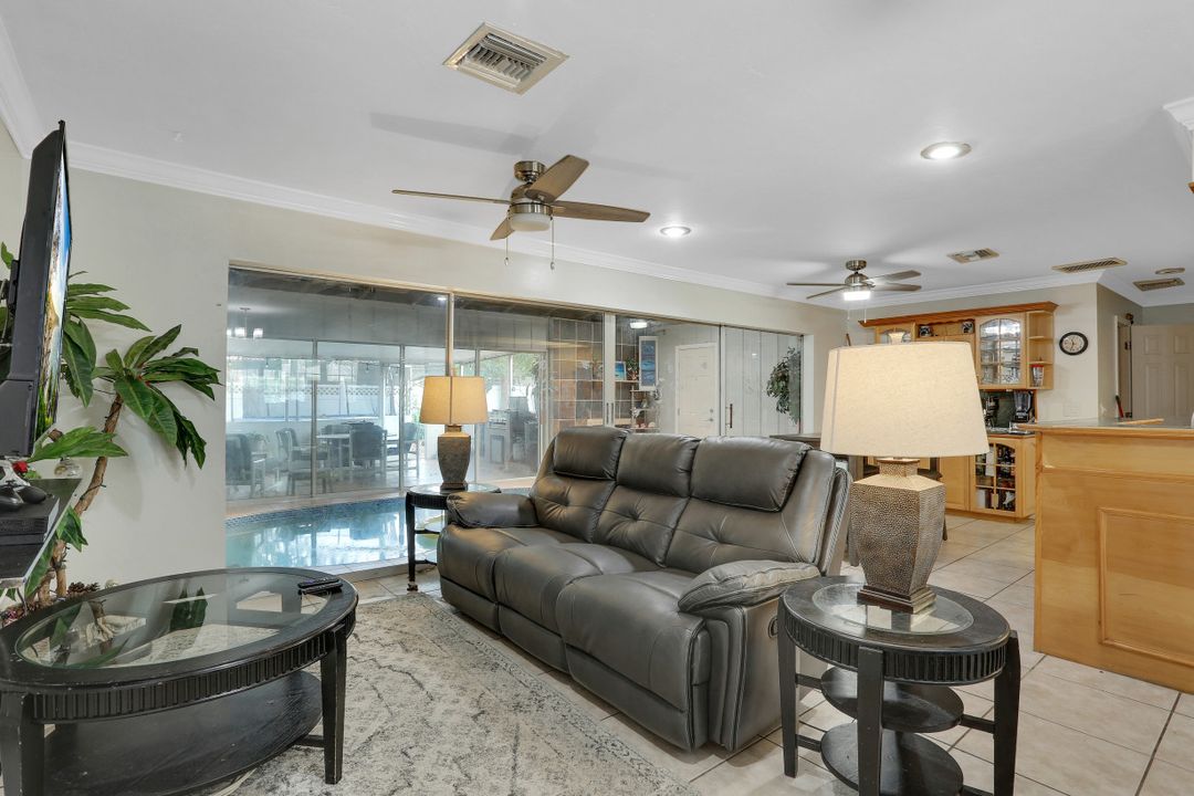 4747 McGregor Blvd, Fort Myers, FL 33901