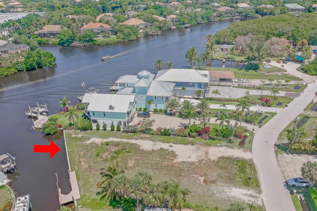 27547 Big Bend Rd, Bonita Springs, FL 34134