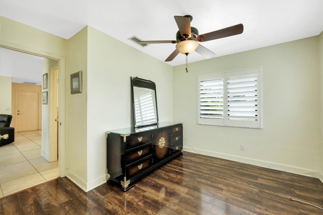 5 SE 20th Pl, Cape Coral, FL 33990