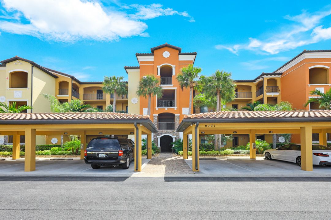 9731 Acqua Ct #522, Naples, FL 34113