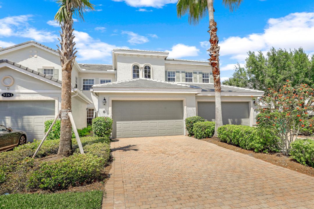 9263 Museo Cir #204, Naples, FL 34114