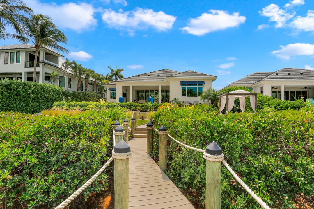 4268 Tarpon Ave, Bonita Springs, FL 34134