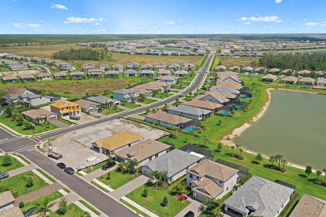 19813 Bittersweet Ln, Estero, FL 33928