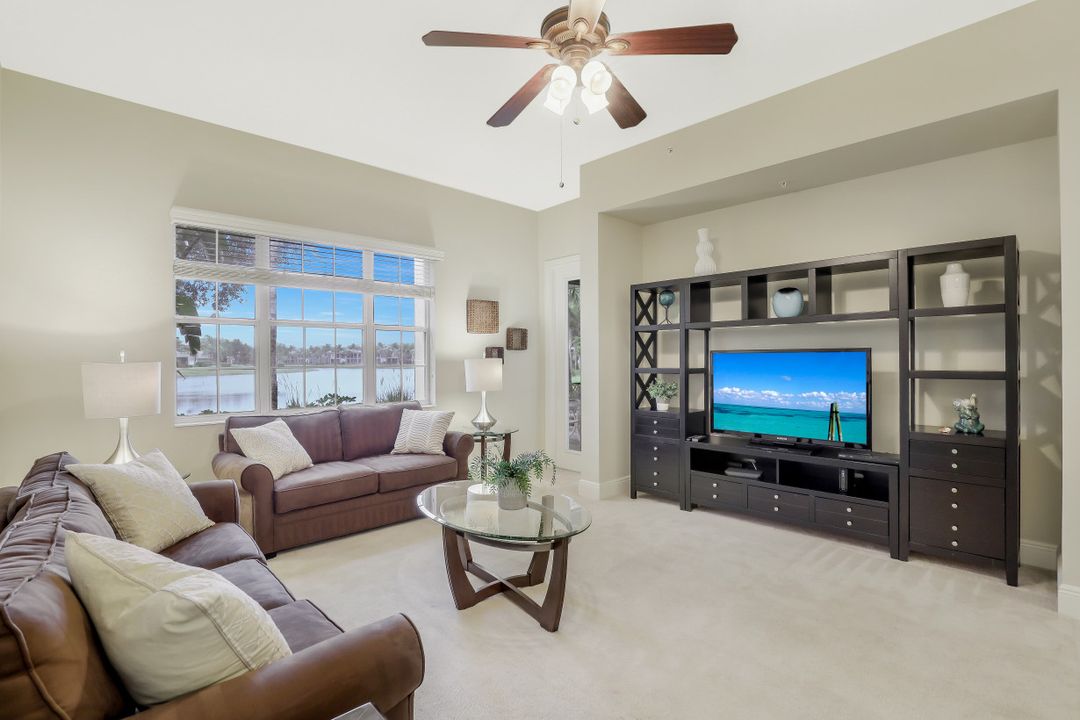 9205 Museo Cir #103, Naples, FL 34114