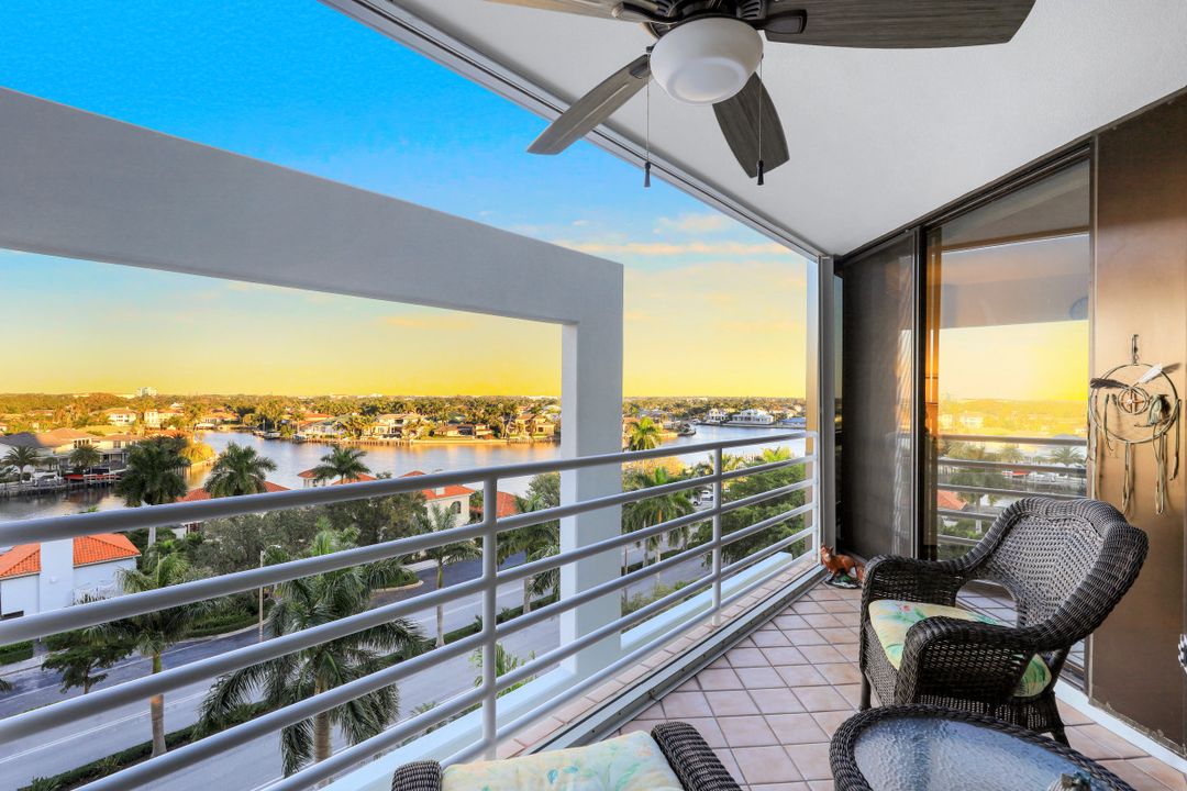 4751 Gulf Shore Blvd N #804, Naples, FL 34103