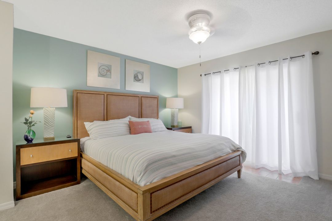 146 Harrison Rd, Naples, FL 34112