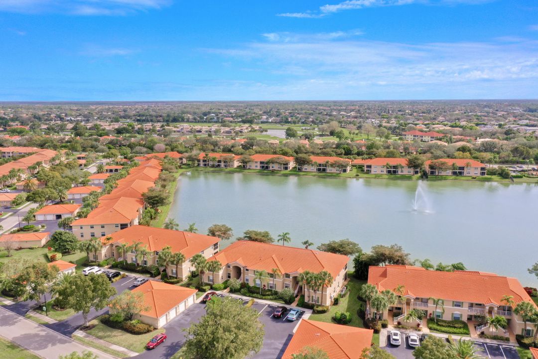 6528 Huntington Lakes Cir #203, Naples, FL 34119