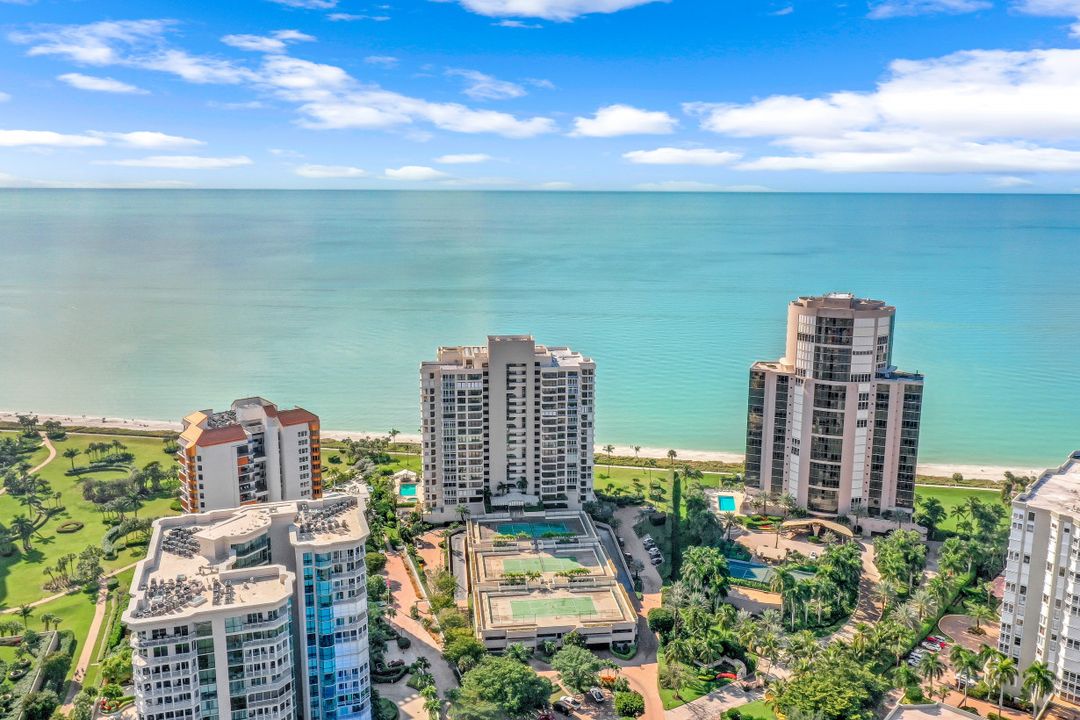 4301 Gulf Shore Blvd N #203, Naples, FL 34103