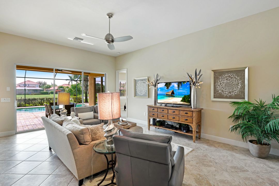 9455 Quarry Dr, Naples, FL 34120