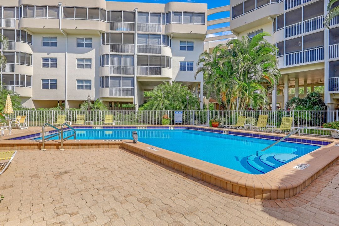 12945 Vanderbilt Dr #508, Naples, FL 34110