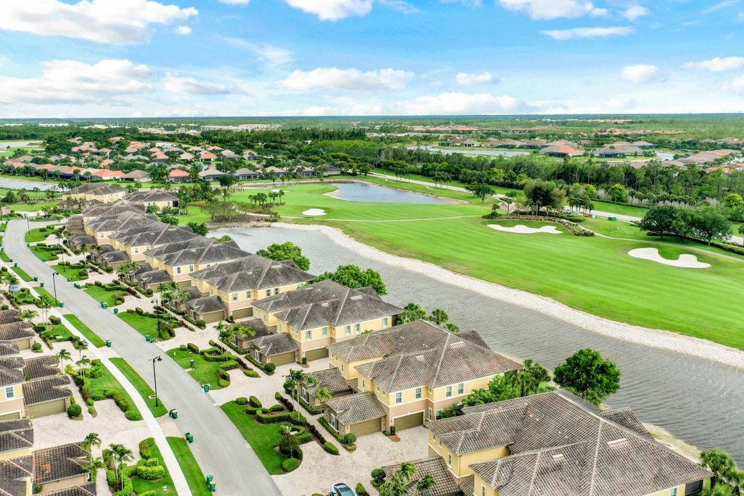 9525 Ironstone Terrace #Unit 202, Naples, FL 34120