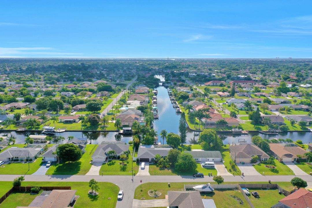 3817 SW 2nd Ave, Cape Coral, FL 33914