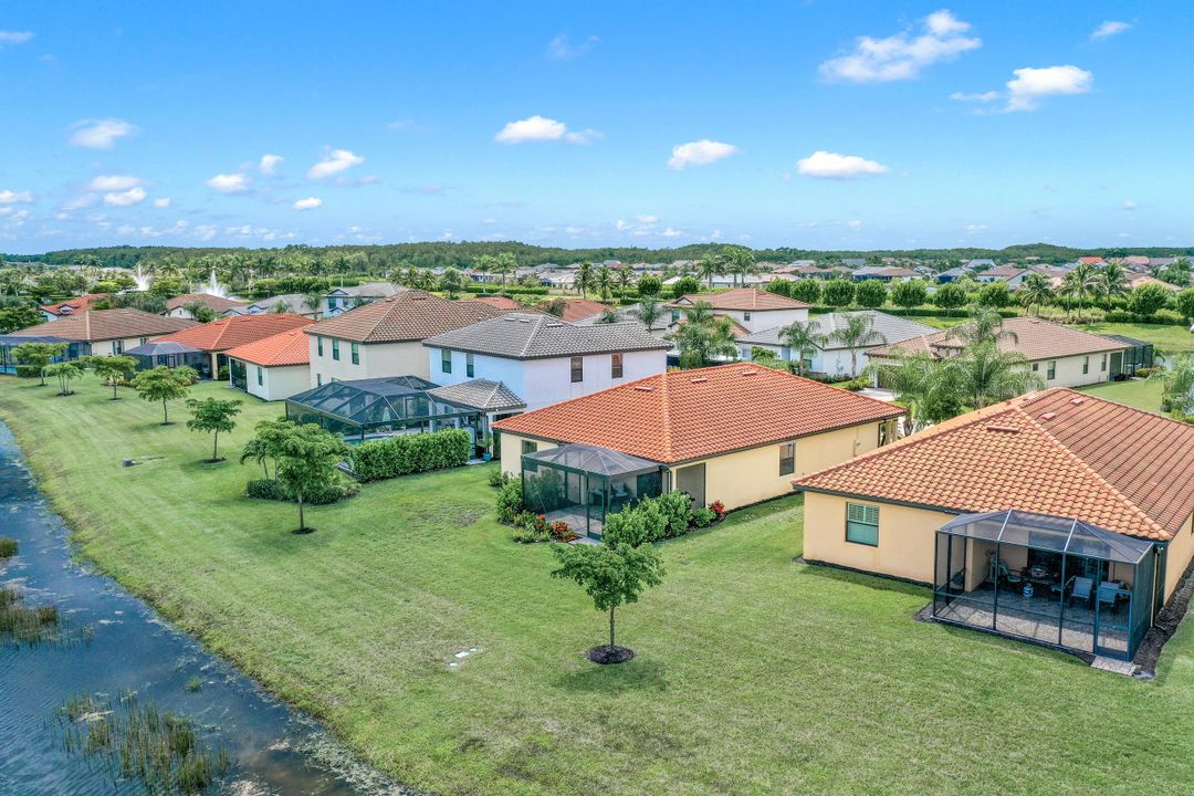 11567 Shady Blossom Dr, Fort Myers, FL 33913