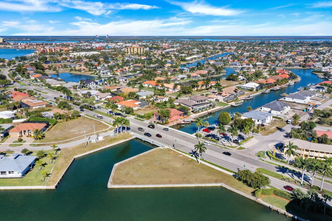 328 N Collier Blvd, Marco Island, FL 34145