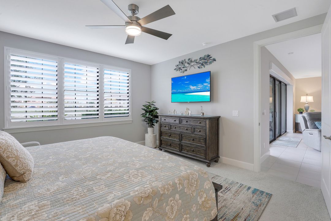 9650 Montelanico Loop #102, Naples, FL 34119