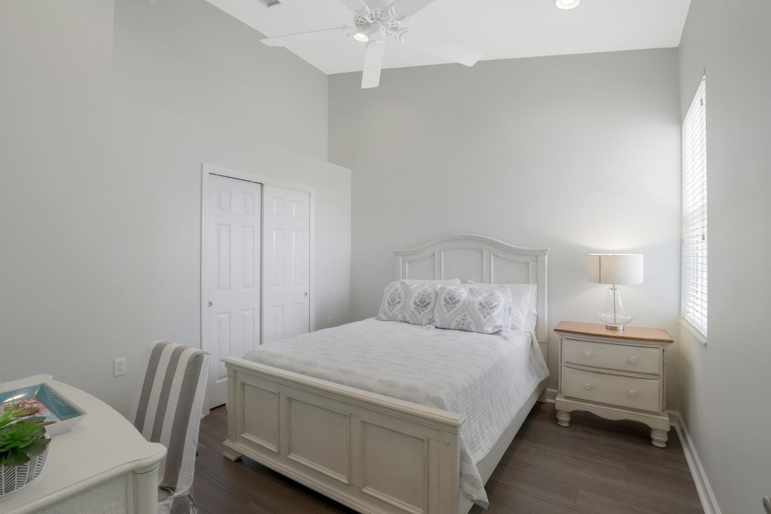 3062 Driftwood Way #4302, Naples, FL 34109