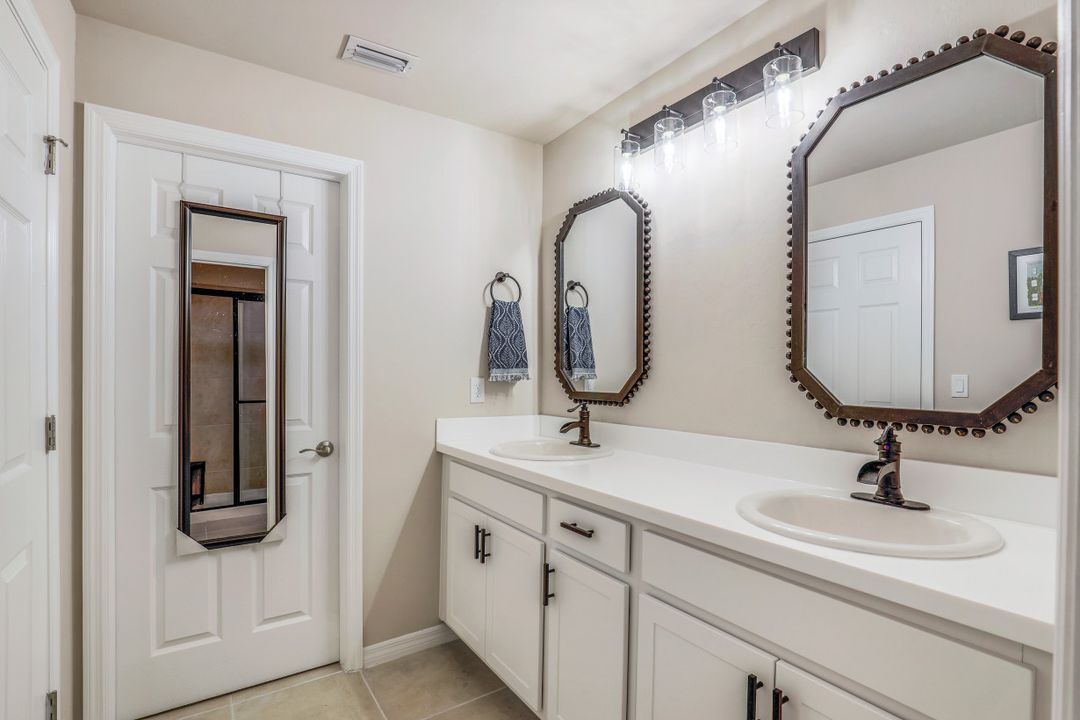 15365 Wildflower Cir, Naples, FL 34119